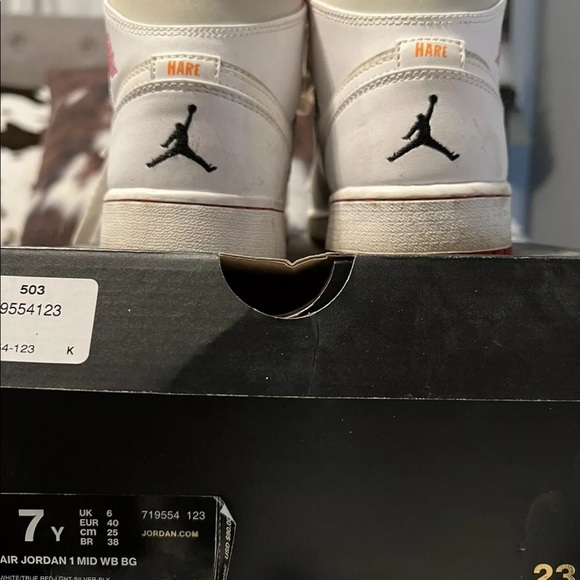 Jordan 1 Retro Hare - Picture 6 of 8